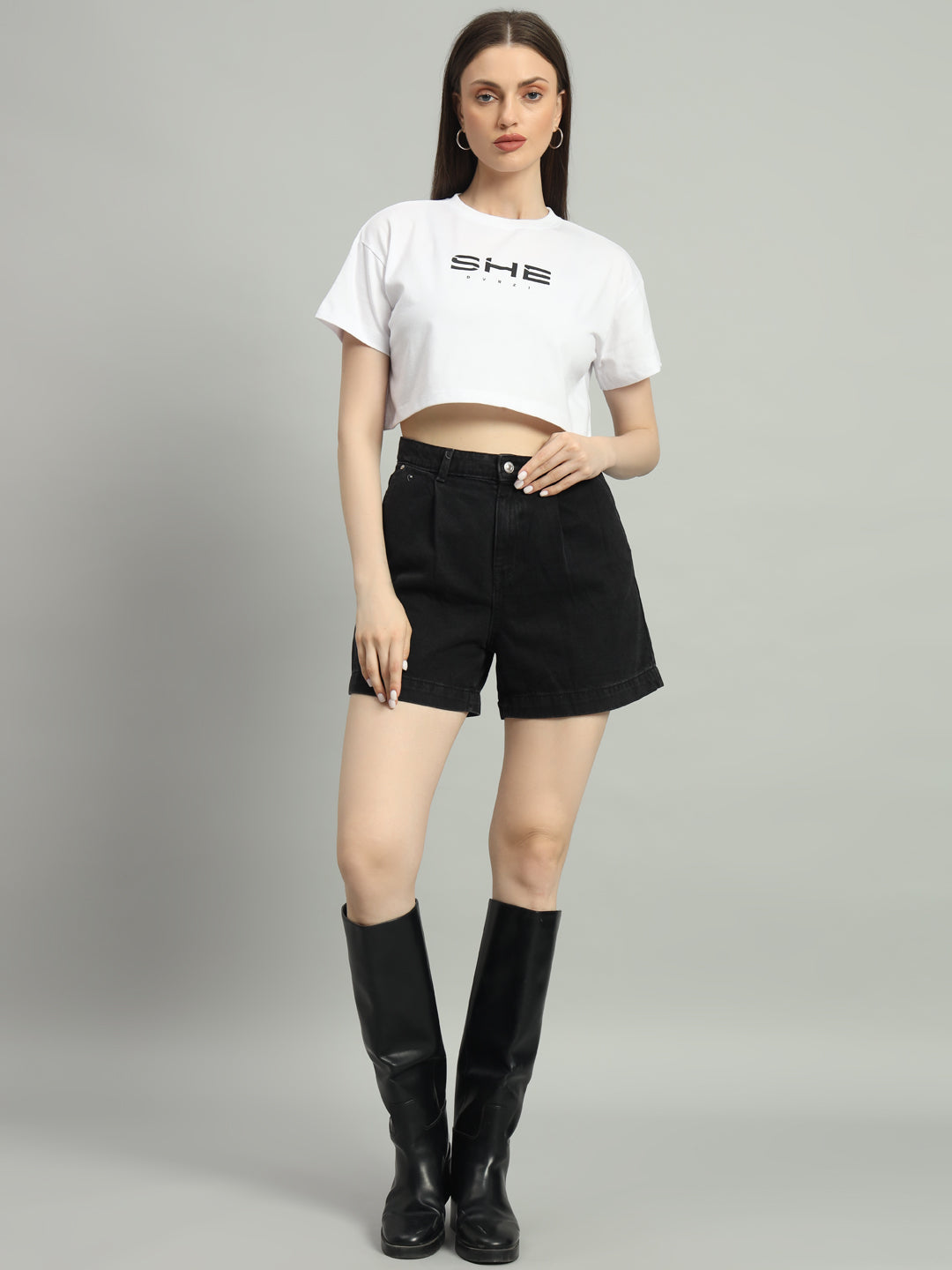 White She Cropped Tee