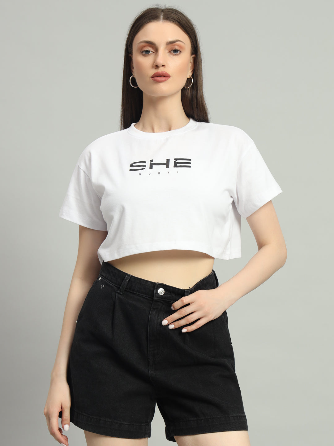 White She Cropped Tee